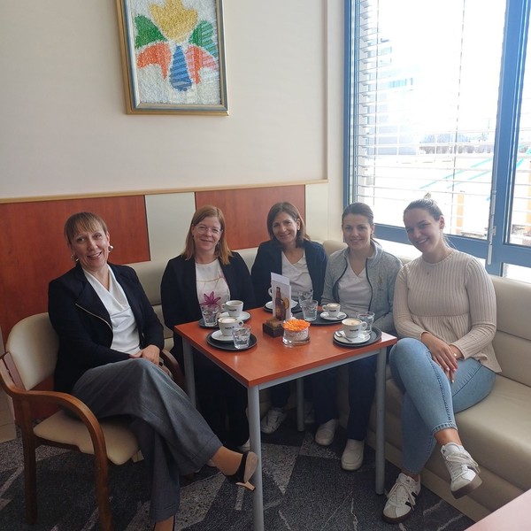 Obvestila/480700760n